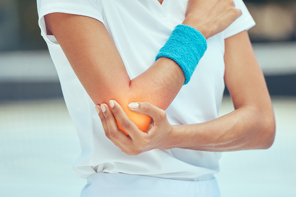 Dispositivo per terapia ad onde d'urto: trattare il gomito del tennista
        